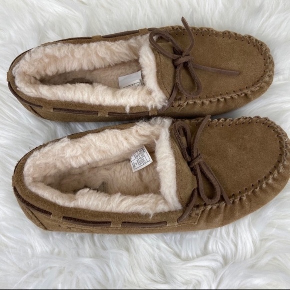 UGG LOAFERS FLATS SLIPON FUR SIZE 5 WOMAN - Picture 4 of 7